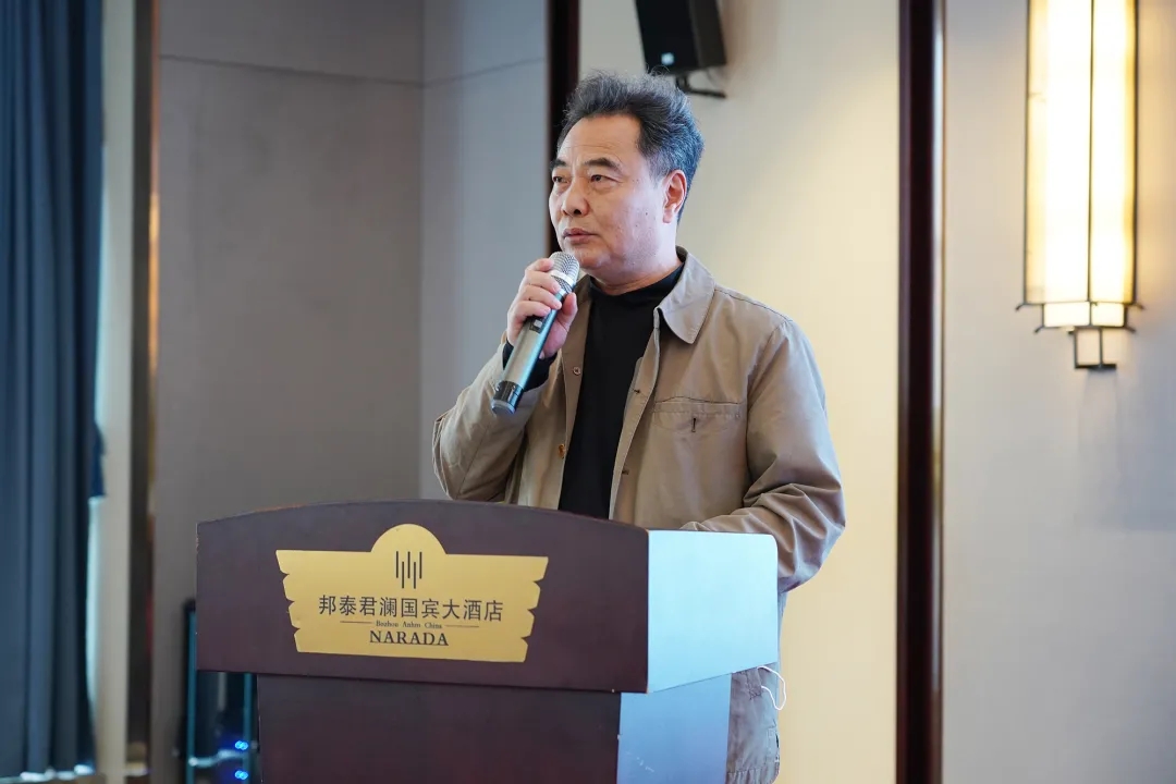 1635988752291860q4oT.jpg 640.webp (2).jpg