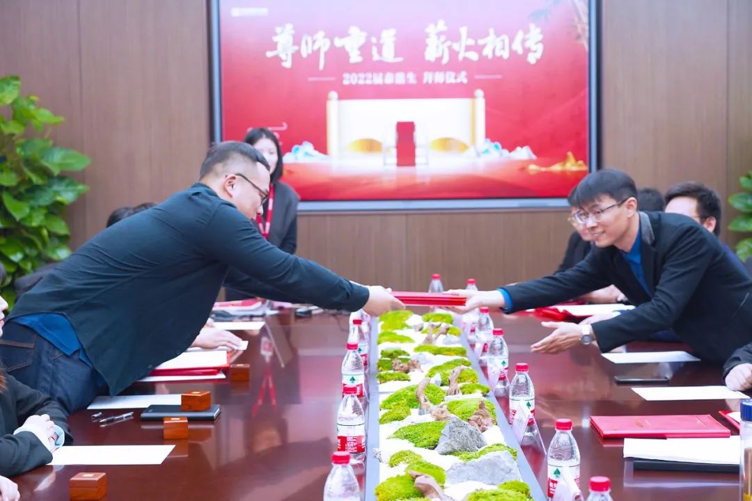 1669619721112810CU8h.jpg 640 (10).jpg