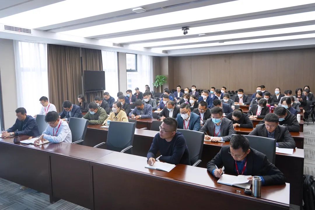 1667184165555041qEws.jpg 640 (1).jpg