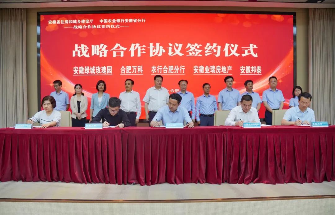 1655886424266637StPe.jpg 1655886424266637StPe.jpg